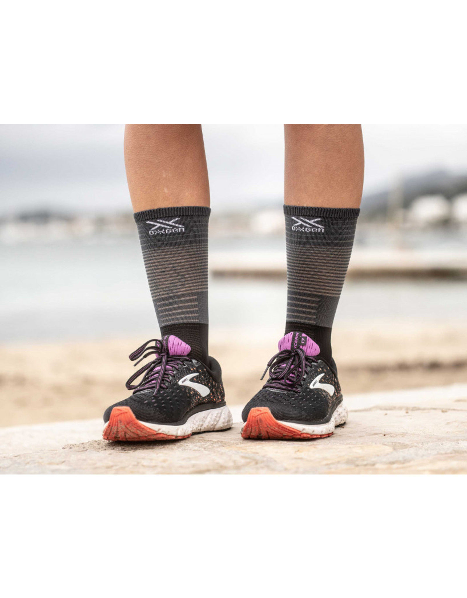 Compressport Mid Compression Socks Hardloopsokken - Zwart/Grijs