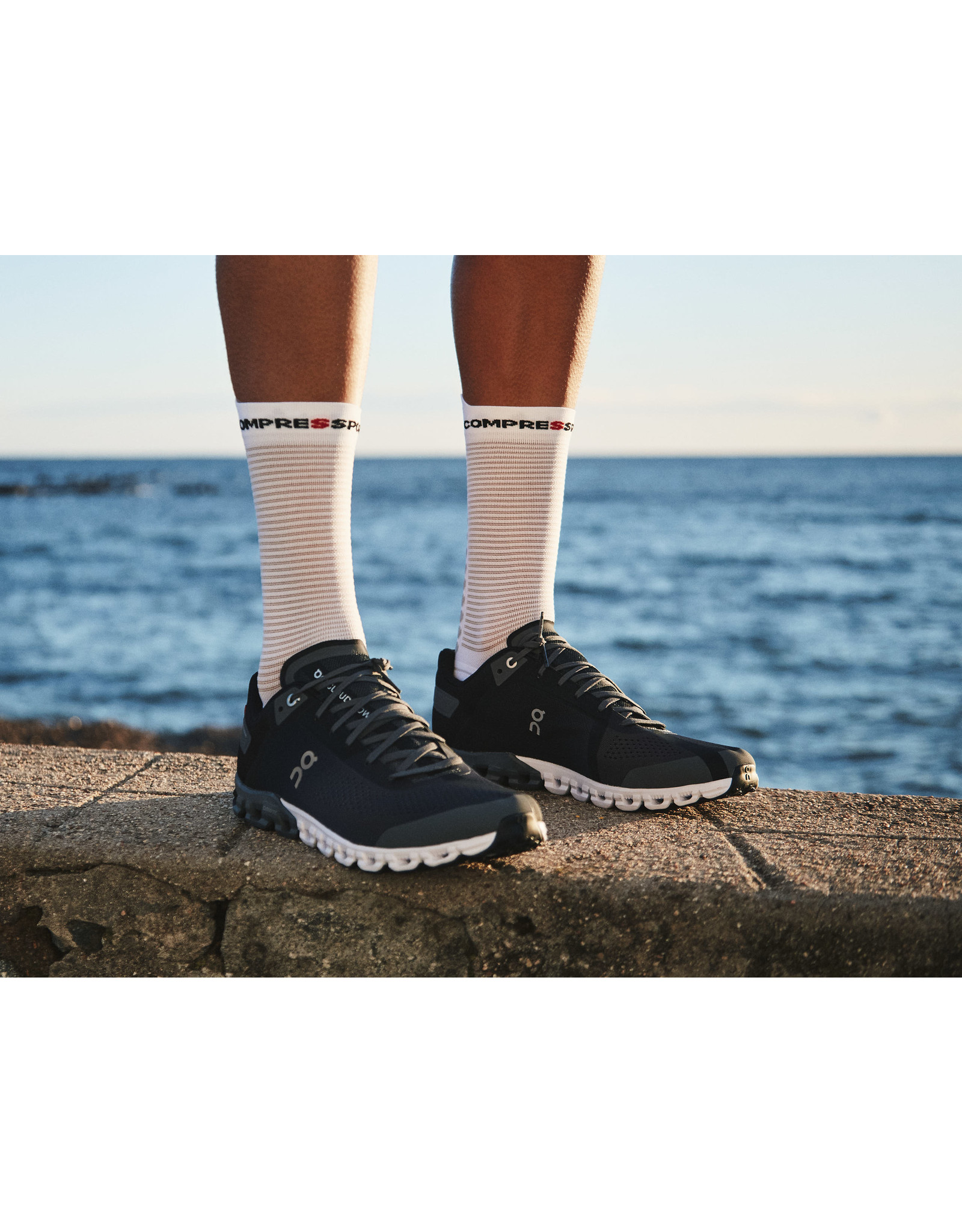 Compressport Pro Racing Socks v4.0 Run High - White/Alloy