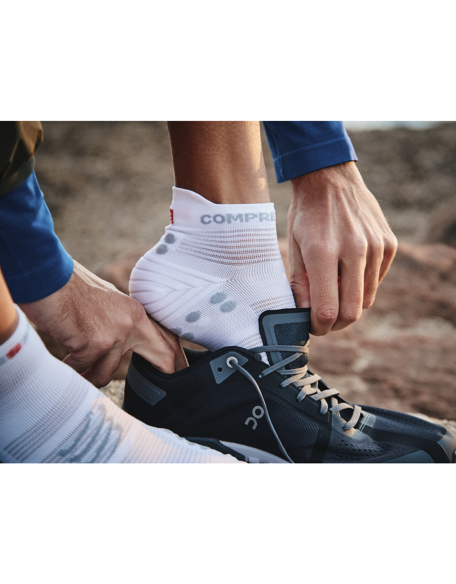 Compressport Pro Racing Socks v4.0 Run Low - White/Alloy