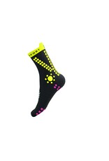 Compressport Pro Racing Socks v4.0 Trail - Black/Safety Yellow/Neon Pink