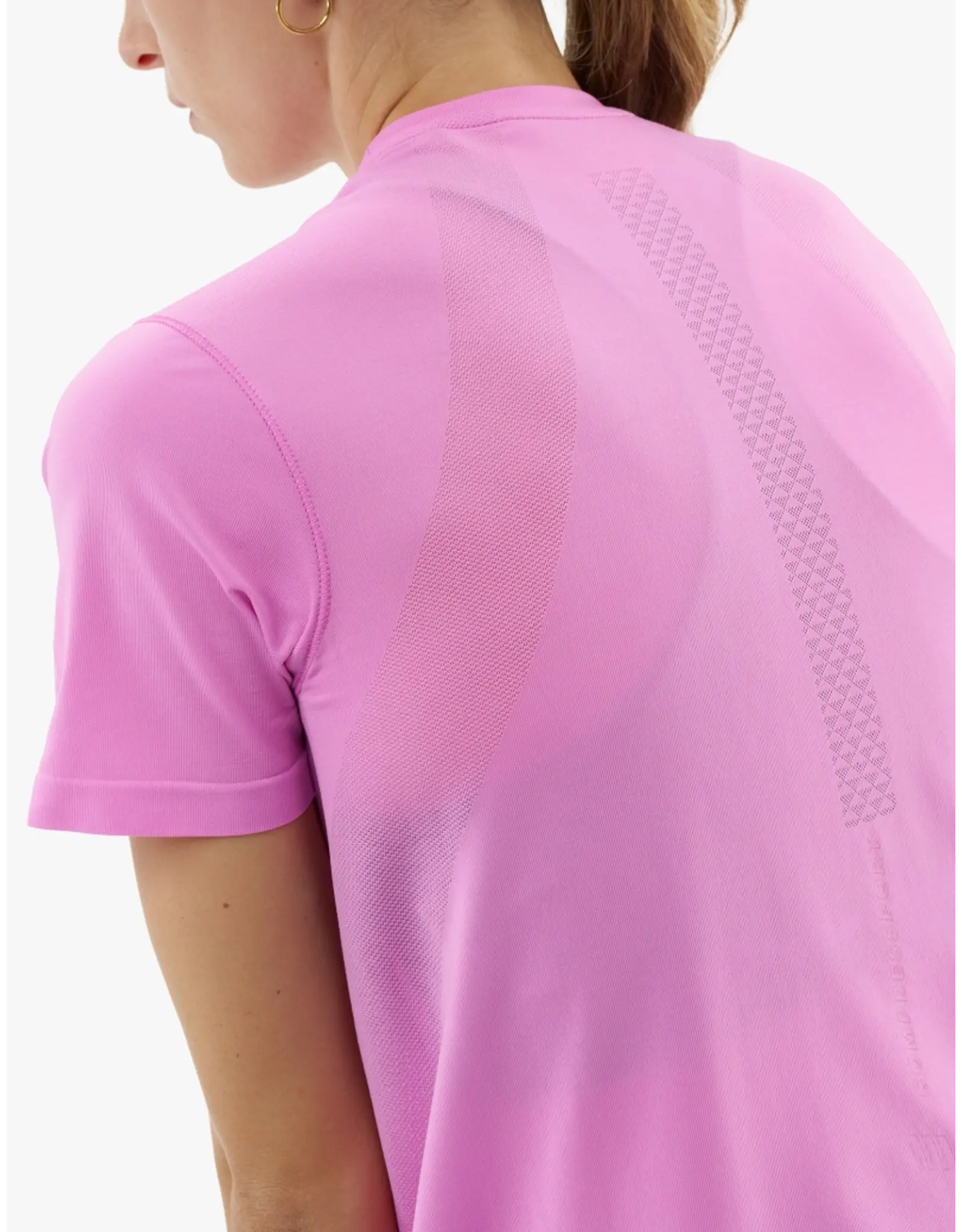 Compressport Performance Ss Tshirt W - Cyclamen