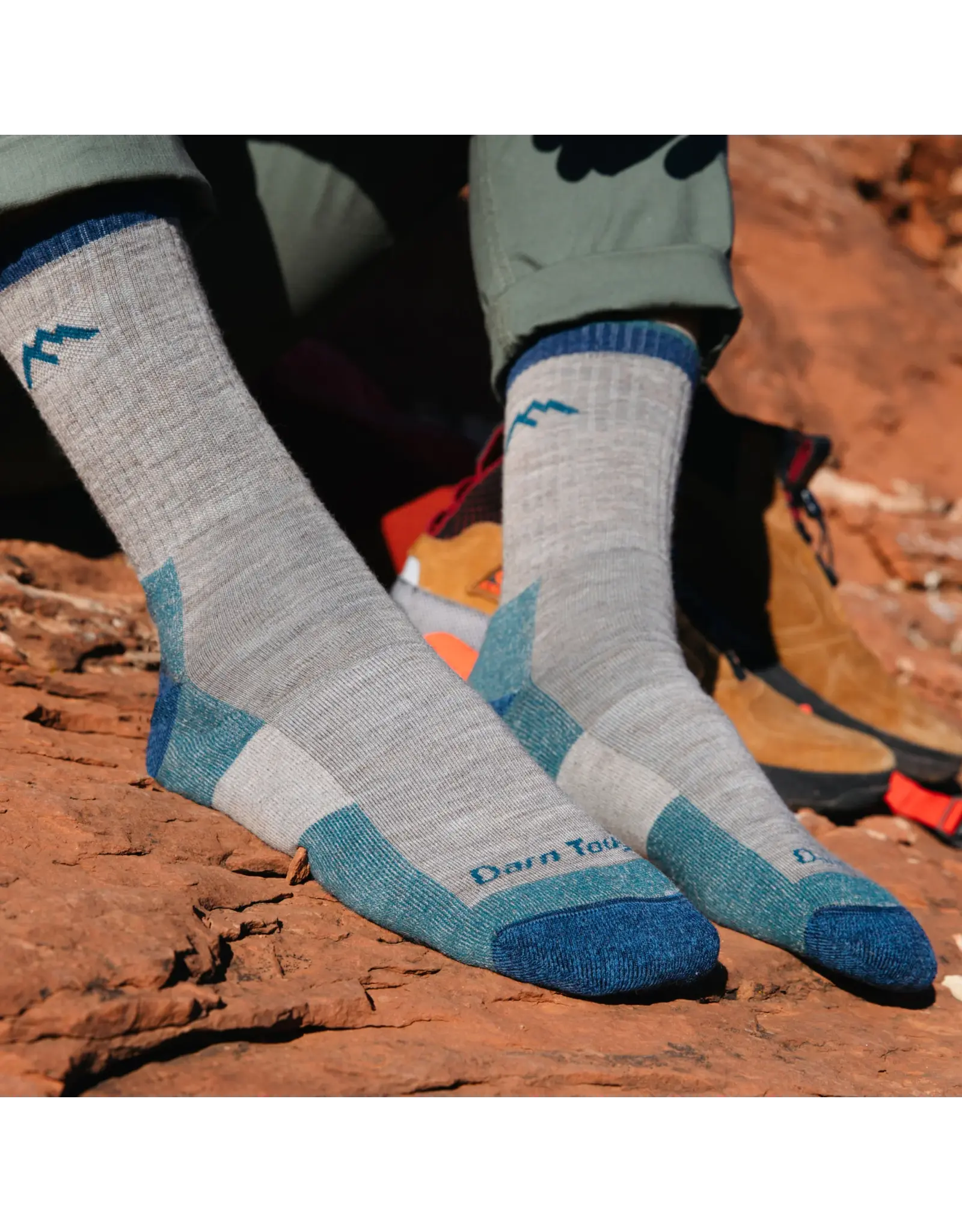 Darn Tough Hiker Micro Crew Midweight with Cushion - Rye