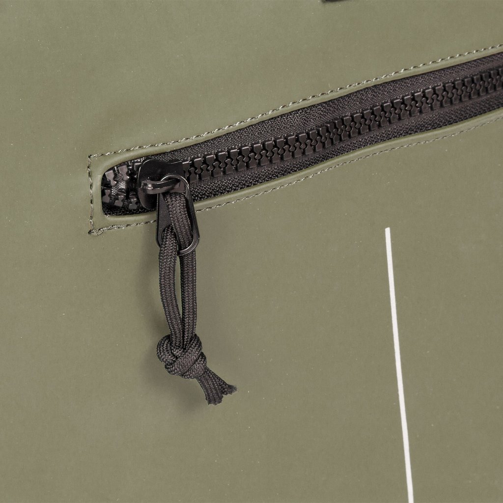 New Rebels New Rebels Mart New York Taupe 21L Rucksack Rolltop Wasserabweisend Laptop 15.6"