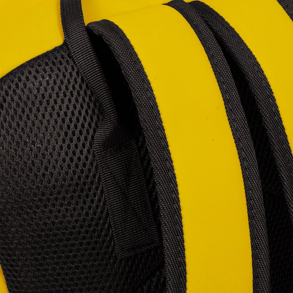 New Rebels New Rebels Mart Chicago Geel 17L Rugtas Waterafstotend Laptop 13"