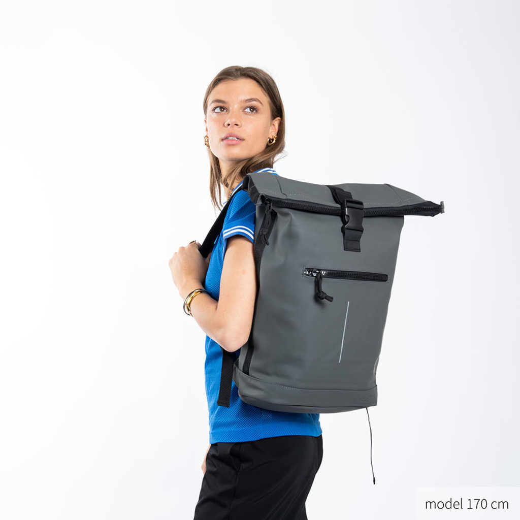New Rebels New Rebels Mart New York Anthrazit 21L Rucksack Rolltop Wasserabweisend Laptop 15.6"