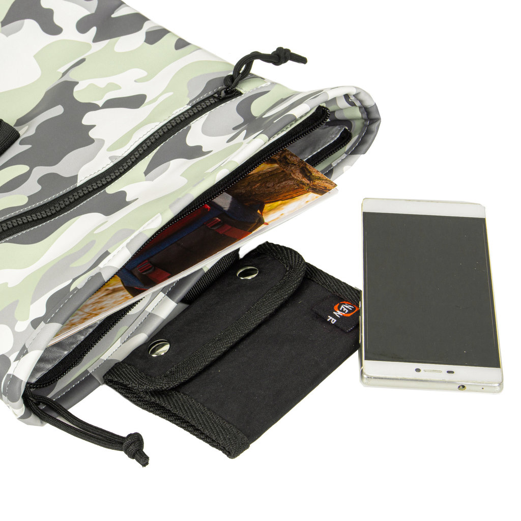 New Rebels New Rebels Mart Los Angeles Camouflage Mint 7L Rolltop Rucksack Wasserabweisend