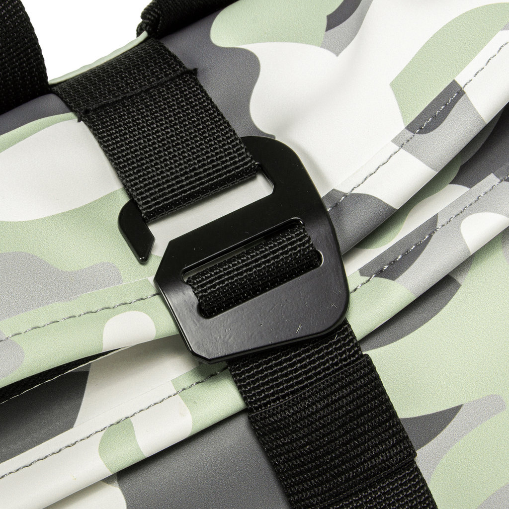 New Rebels New Rebels Mart Los Angeles Camouflage Mint 7L Rolltop Rucksack Wasserabweisend