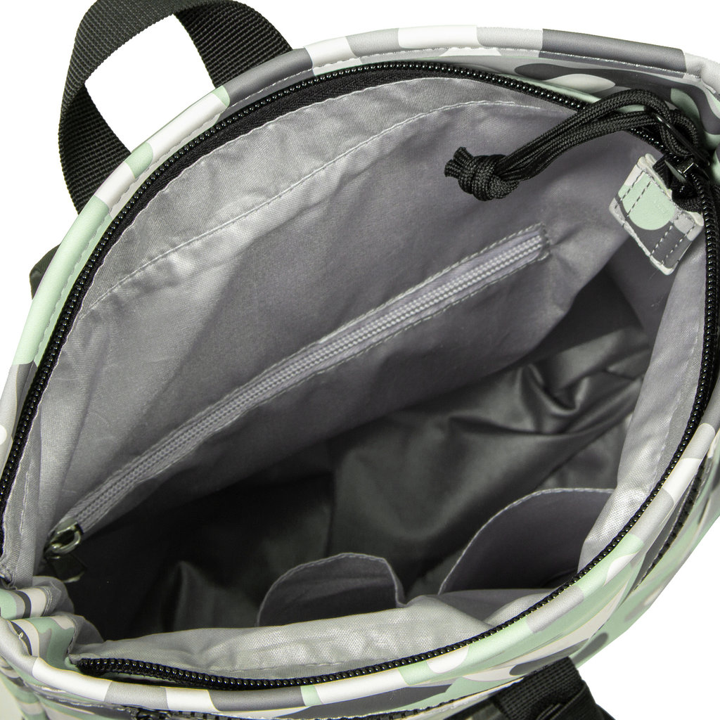 New Rebels New Rebels Mart Los Angeles Camouflage Mint 7L Rolltop Rucksack Wasserabweisend
