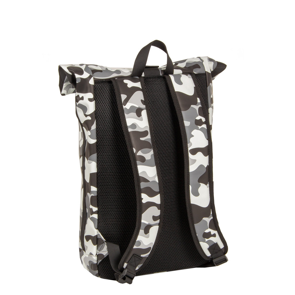 New Rebels New Rebels Mart New York Camouflage Army 21L Rugtas Rolltop Waterafstotend Laptop 15.6"