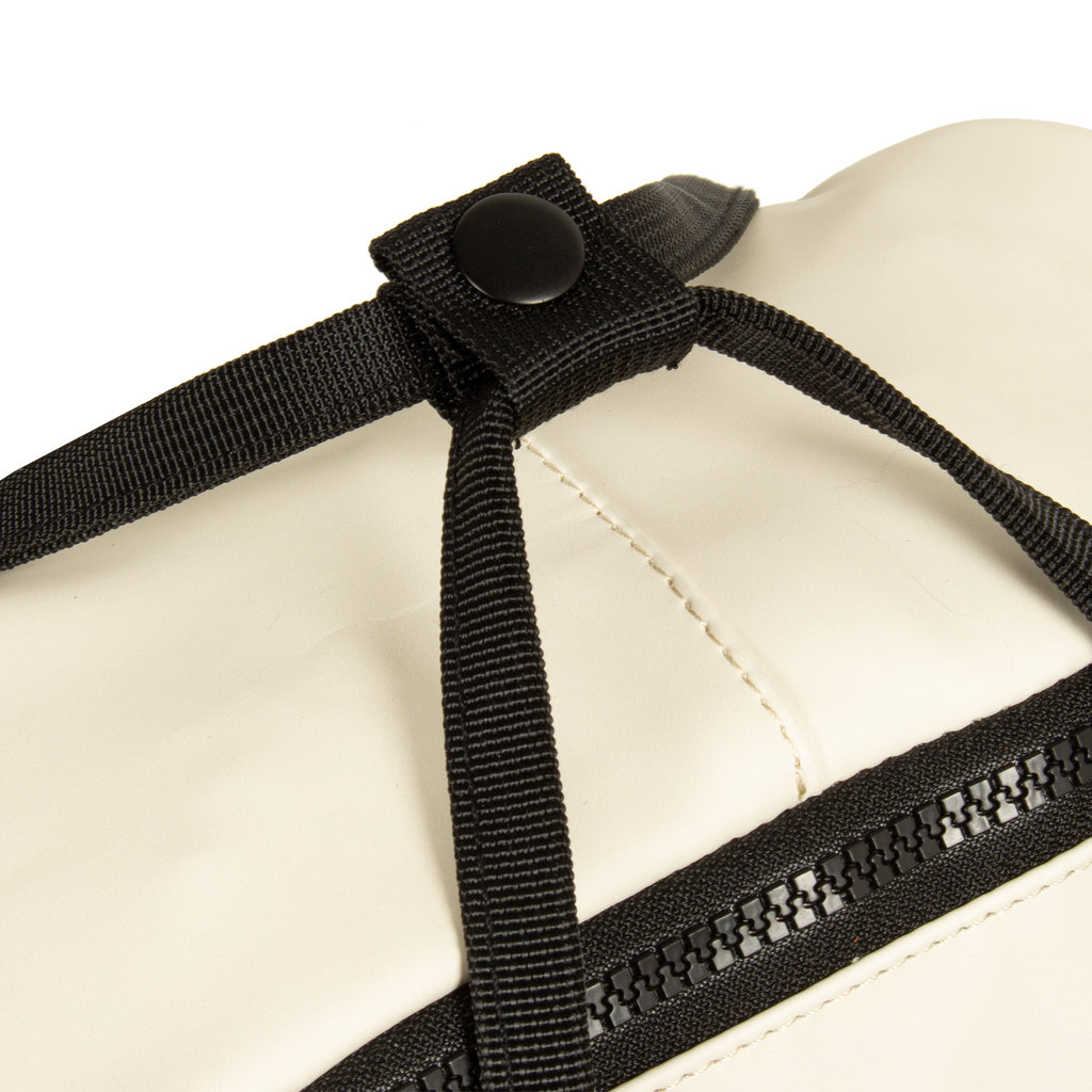 New Rebels New Rebels Mart Chicago Off White 17L Backpack Water Repellent Laptop 13"