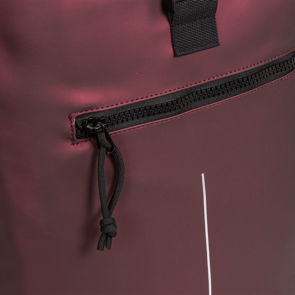 New Rebels New Rebels Mart New York Metallic Burgundy 21L Rucksack Rolltop Wasserabweisend Laptop 15.6"