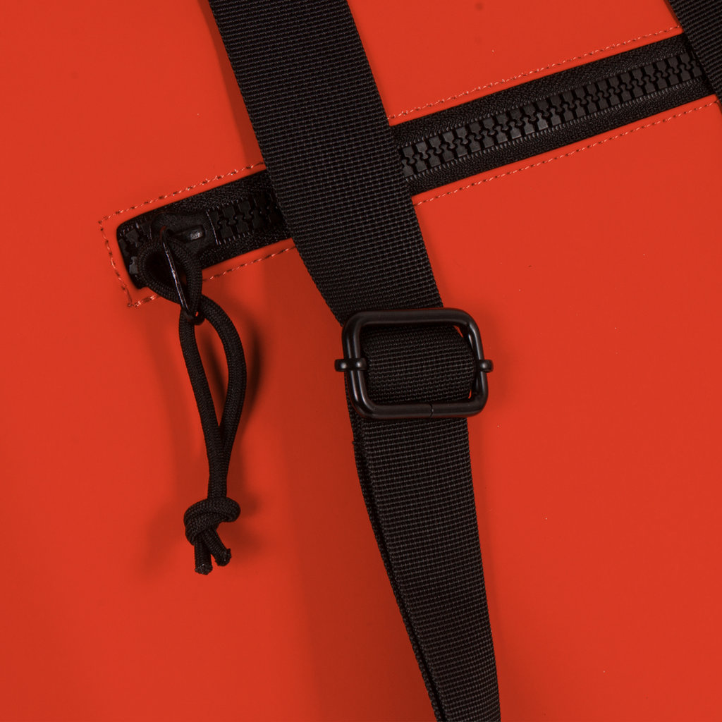 New Rebels New Rebels ® Mart - Top Zip - Waterafstotend -  Rugtas - Laptoptas 13,3 Inch. - Shopper - Rood