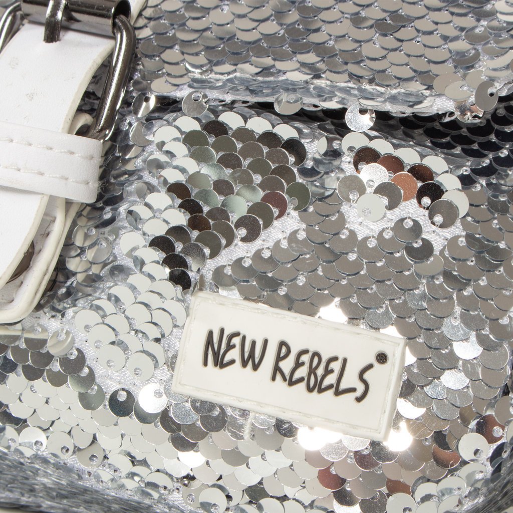 New Rebels® Sequin Buckle Waist Bag Soft Silver | Heuptasje