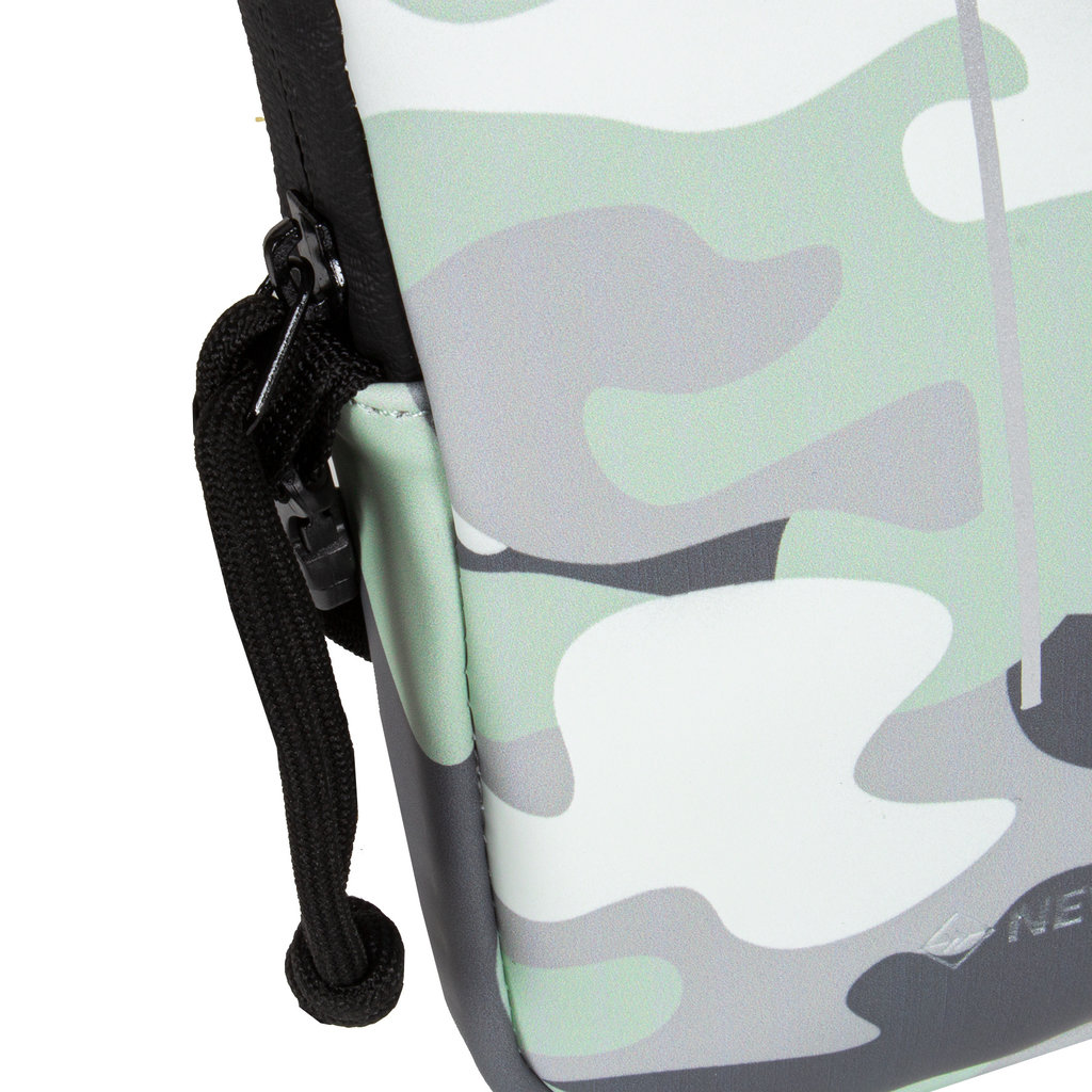 New Rebels ® Mart - Wasserabweisend - Handytasche - Army Camouflage Mint