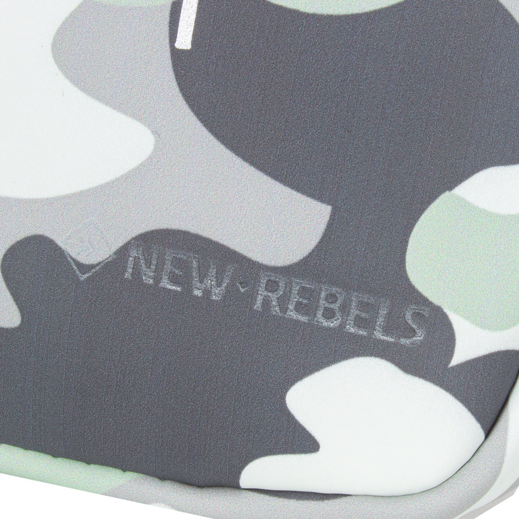 New Rebels New Rebels ® Mart - Water Repellent - Phone Pocket - Army Camouflage Mint