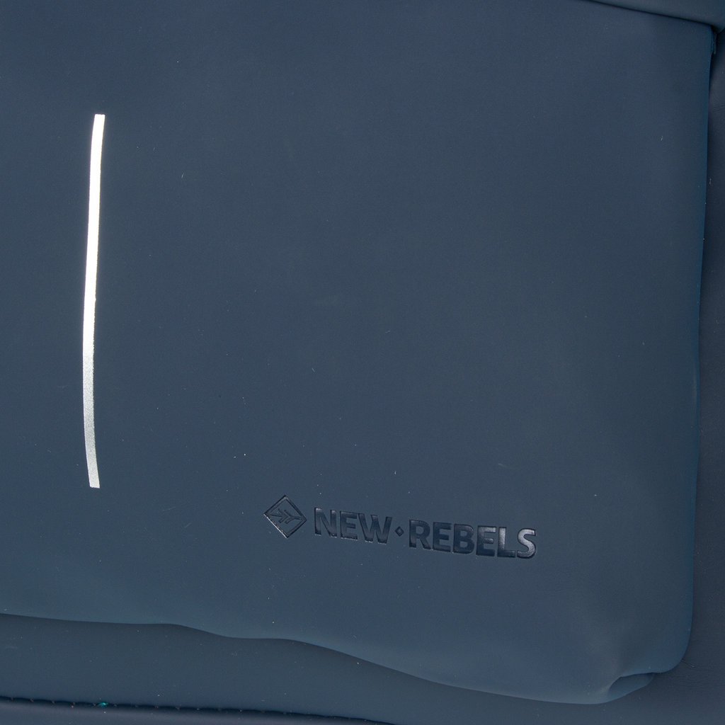 New Rebels New Rebels ® Tim - Rugtas - Rugzak - Waterafstotend - Blauw/Rood IV
