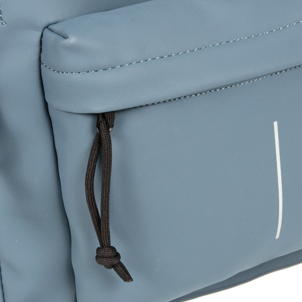 New Rebels New Rebels Mart Chicago Zacht Blauw 17L Rugtas Waterafstotend Laptop 13"