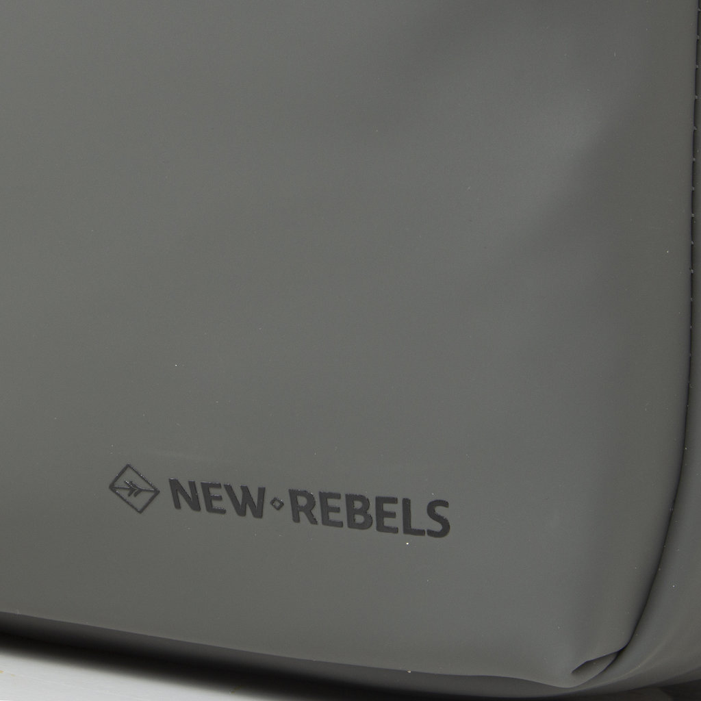 New Rebels Harper Providence Antraciet 12L Rugzak Waterafstotend Laptop 11.6"