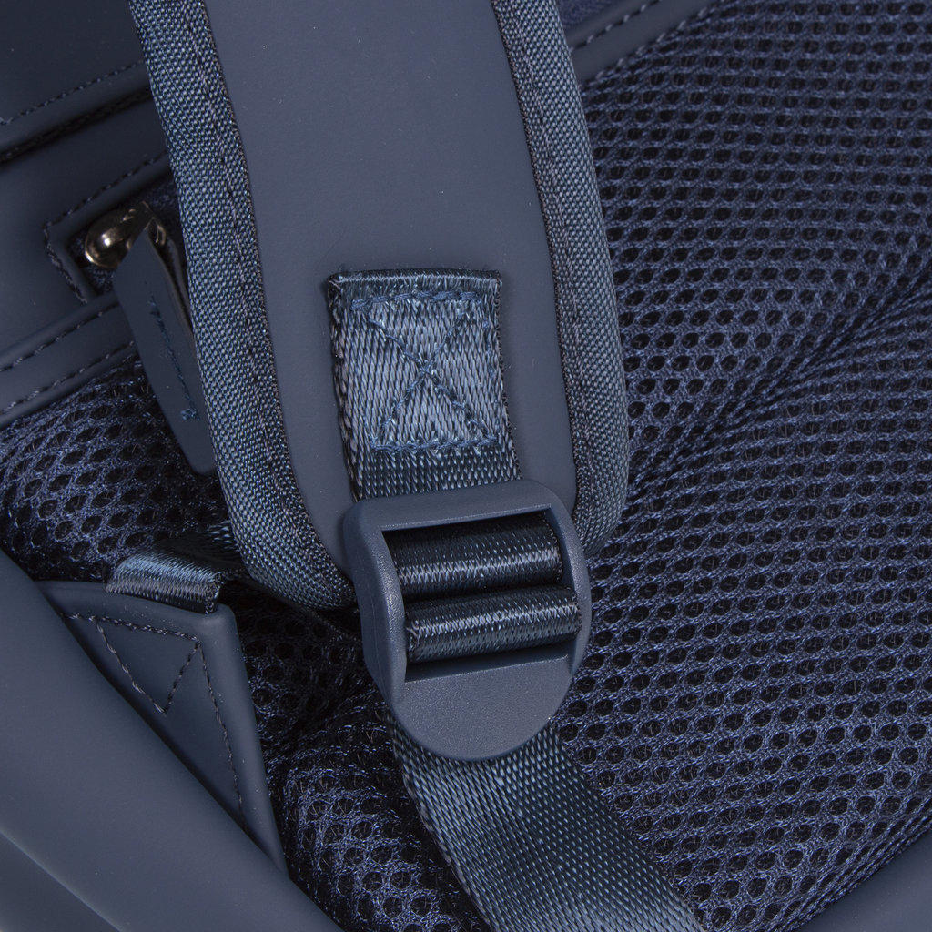 New Rebels New Rebels Harper Providence Marineblau 12L Rucksack Wasserabweisend Laptop 11.6"