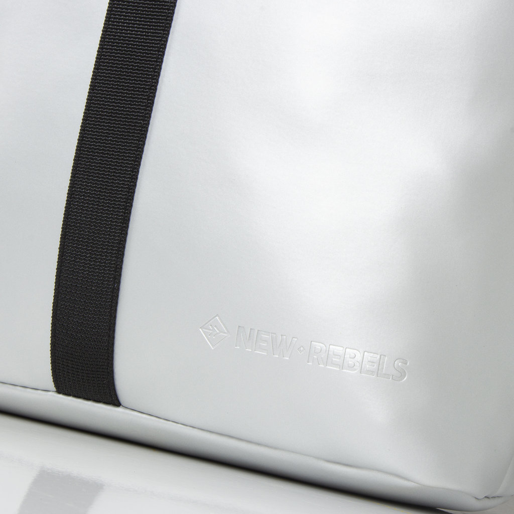 New Rebels New Rebels Mart Los Angeles Metallic Silver 7L Rolltop Backpack Water Repellent