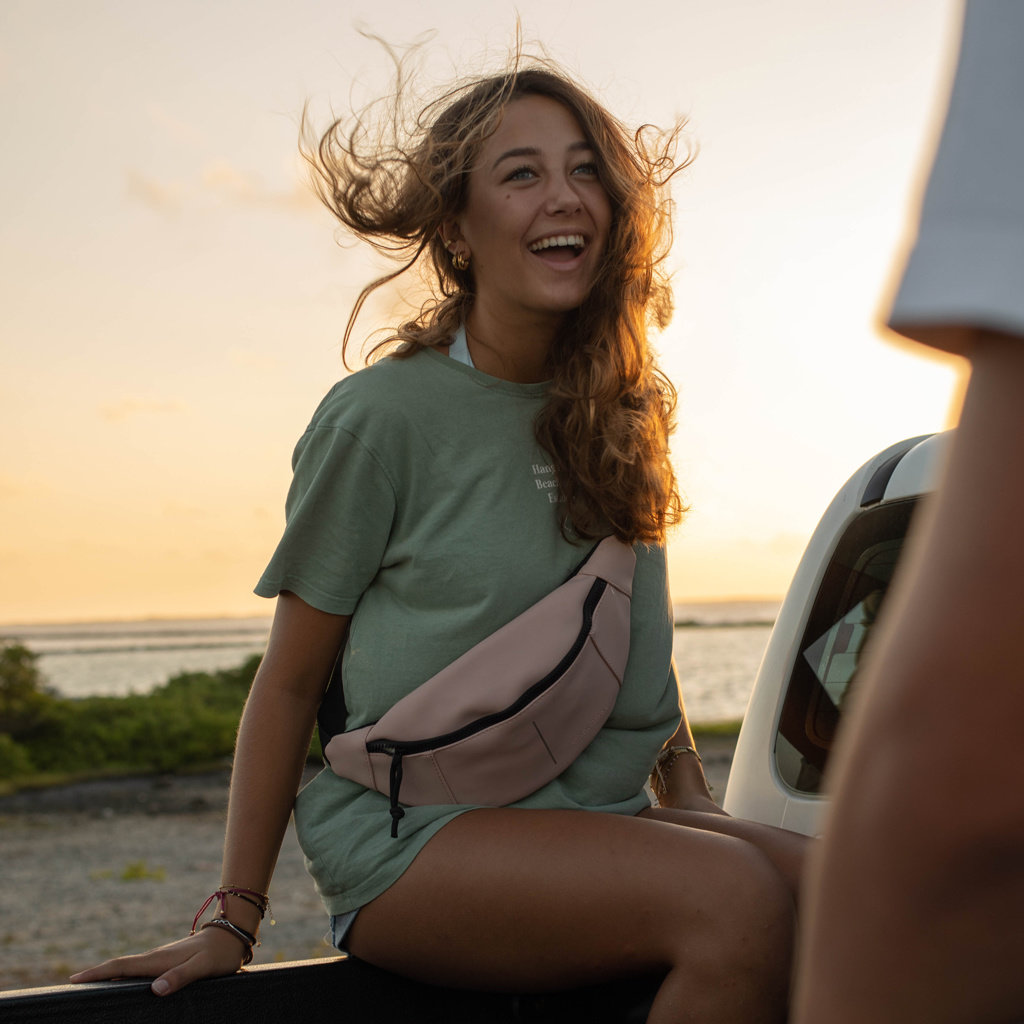 New Rebels New Rebels ® Mart - Waterafstotend - Fanny Pack - Heuptas - Roze