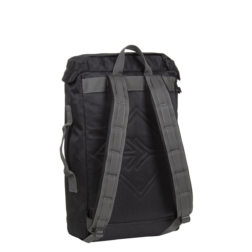 New Rebels ® Cooper Rugzak 15L Zwart