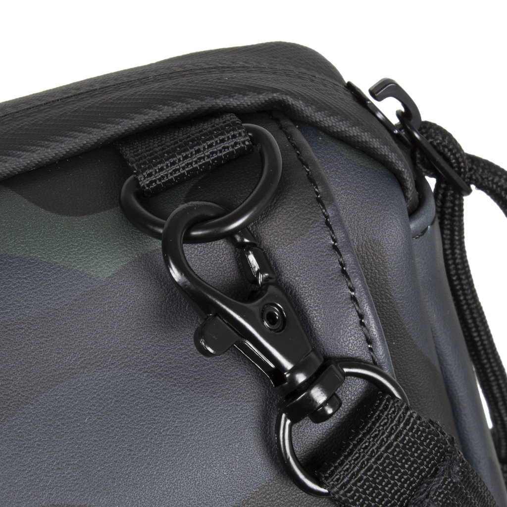 New Rebels New Rebels ® Mart Waterafstotend Telefoontas Blauw Camouflage