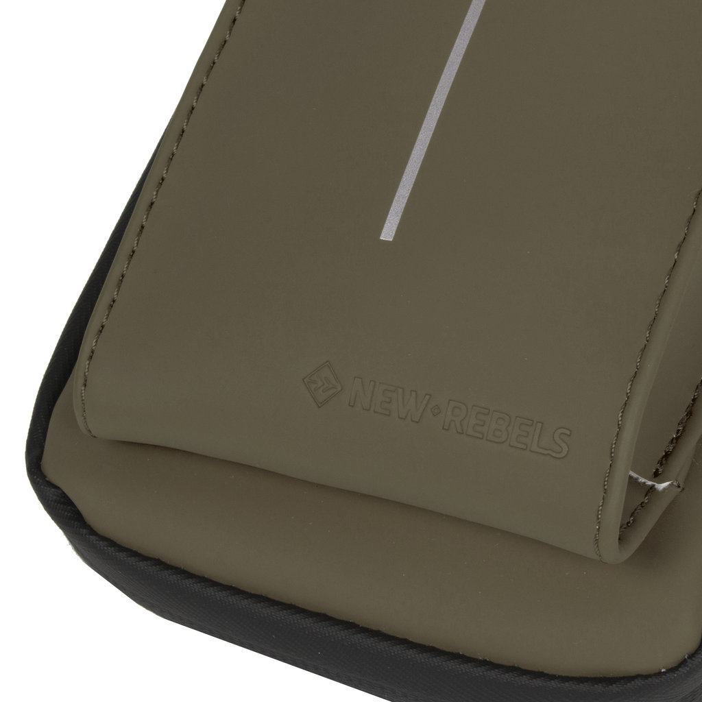 New Rebels ® Mart Wasserabweisende Handytasche Olive