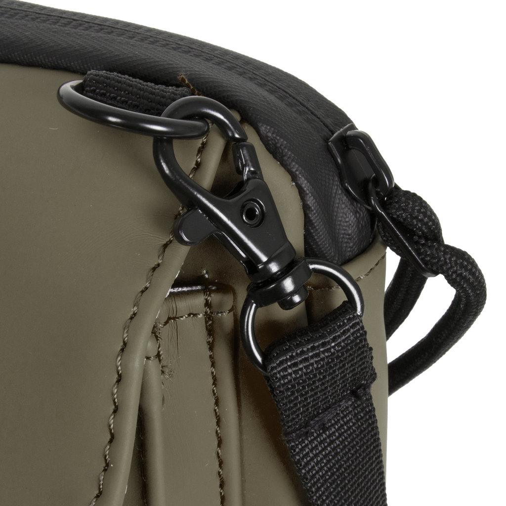 New Rebels New Rebels ® Mart Water-Repellent Phone Bag Olive