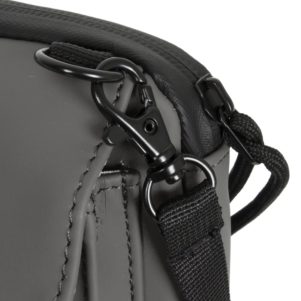 New Rebels New Rebels ® Mart Waterafstotend Telefoontas Grijs