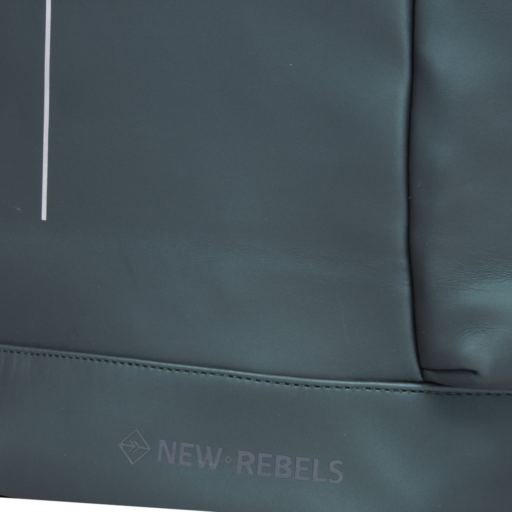 New Rebels ® William Rucksack Dunkelgrün