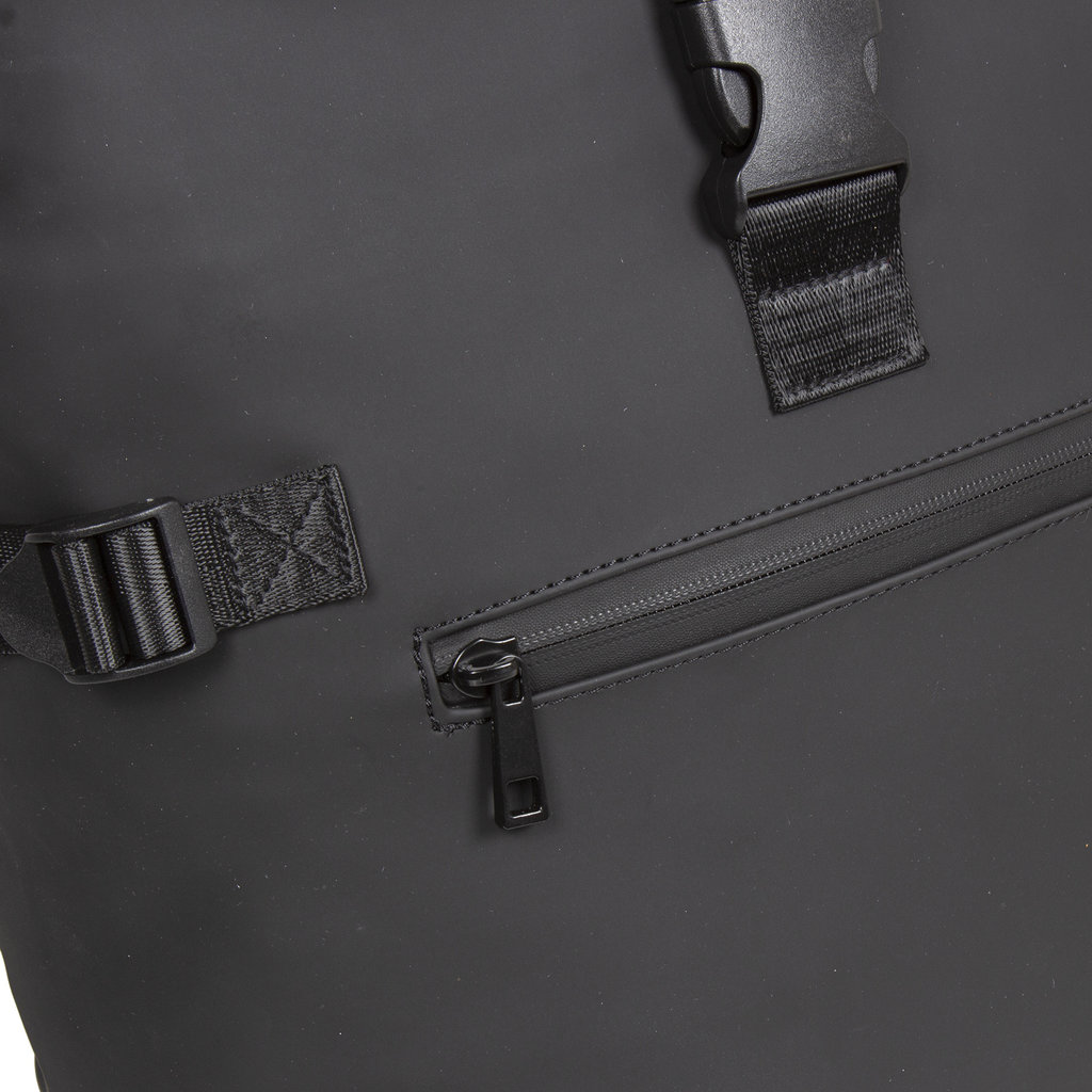 New Rebels New Rebels William Riverside Zwart 19L Rugzak Waterafstotend Laptop 15.6"