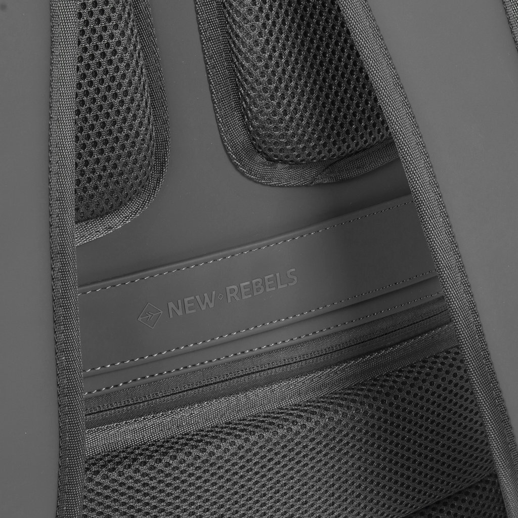 New Rebels New Rebels William Riverside Anthrazit 19L Rucksack Wasserabweisend Laptop15.6"