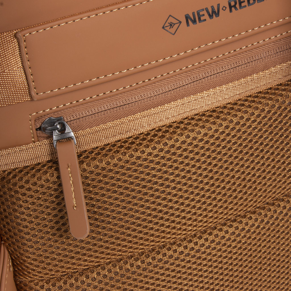 New Rebels New Rebels William Riverside Cognac 19L Rugzak Waterafstotend Laptop 15.6"