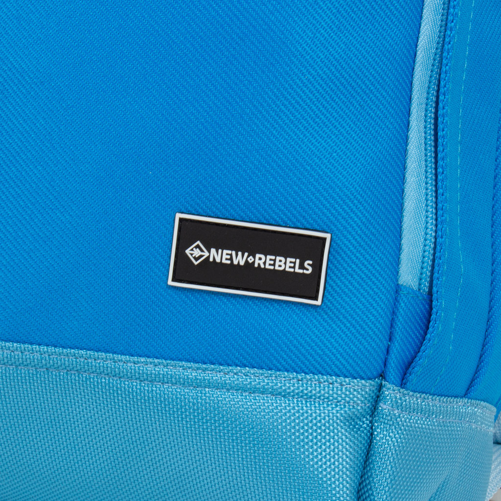 New Rebels Cooper Hellblau 12L Rucksack Wasserabweisend