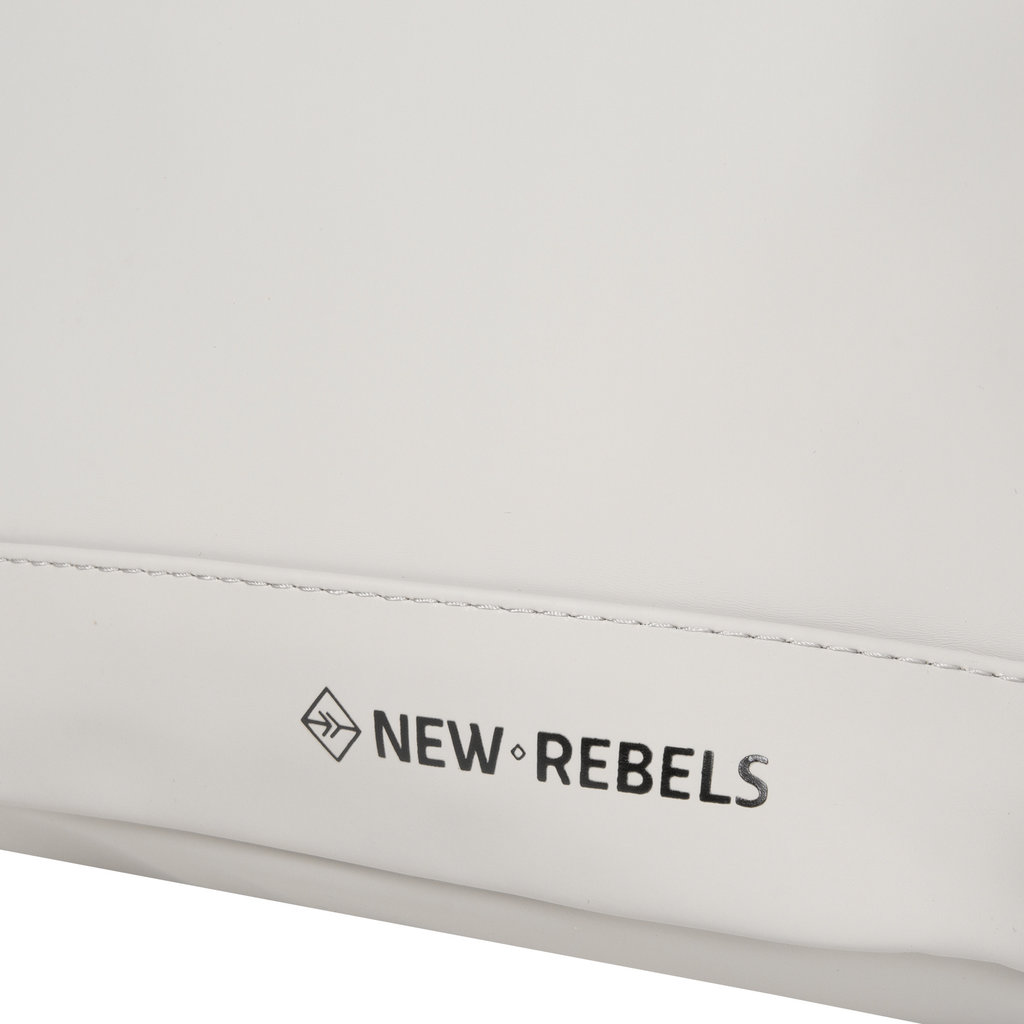 New Rebels New Rebels Daley Rugzak 14L Beige Waterafstotend