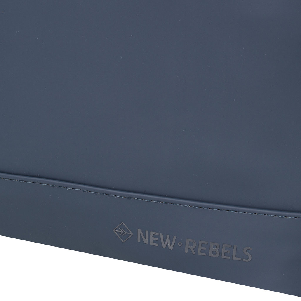 New Rebels New Rebels Daley Rugzak 14L Navy Waterafstotend