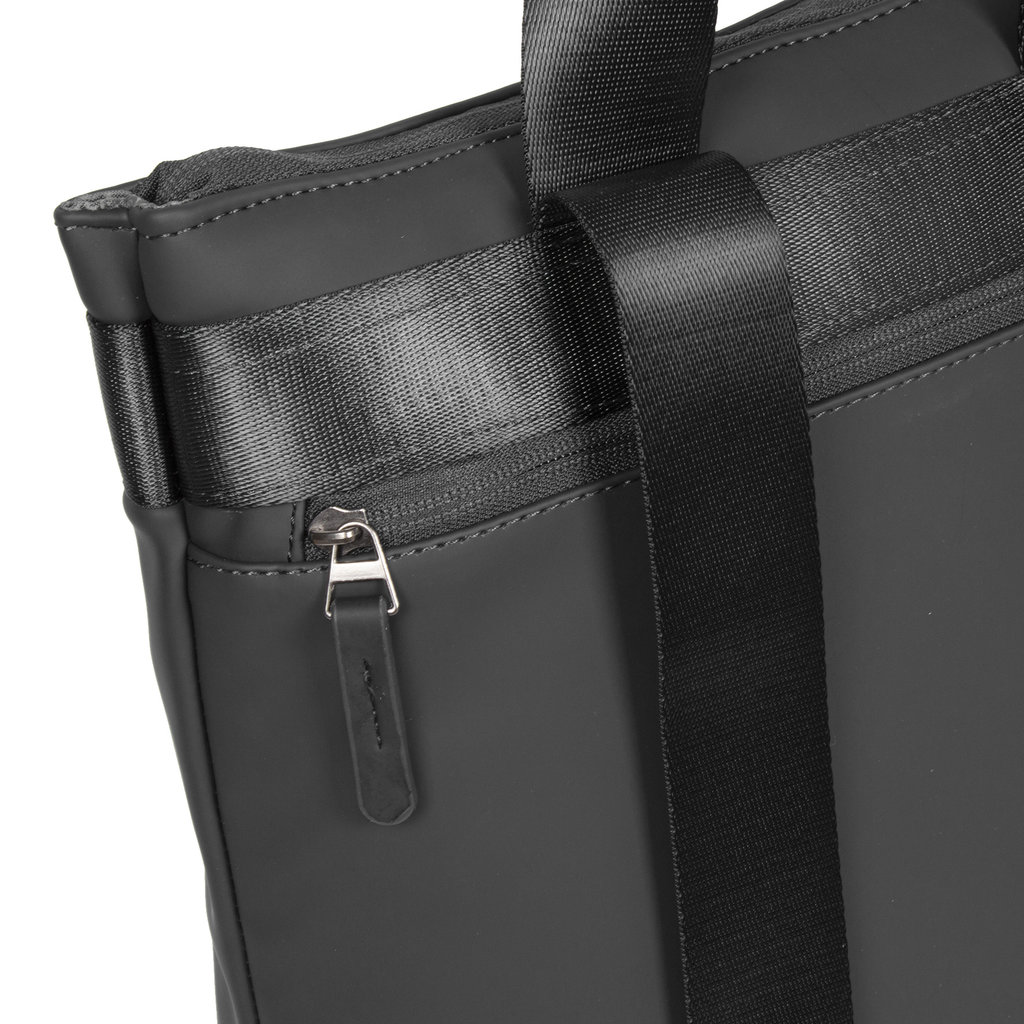 New Rebels New Rebels Daley Rugzak 14L Zwart  Waterafstotend