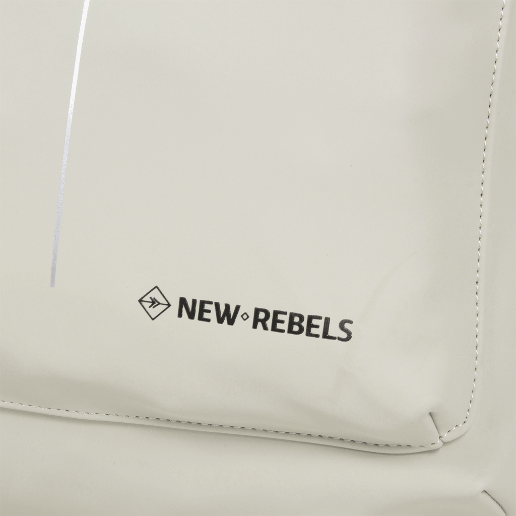 New Rebels New Rebels William Baltimore Beige 13L Rolltop Rugzak Waterafstotend Laptop 14"