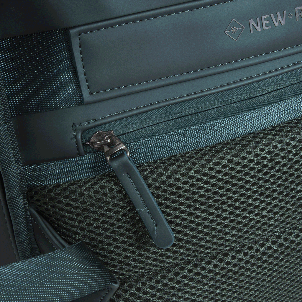 New Rebels New Rebels William Baltimore Metallic Groen 13L Rolltop Rugzak Waterafstotend Laptop 14"
