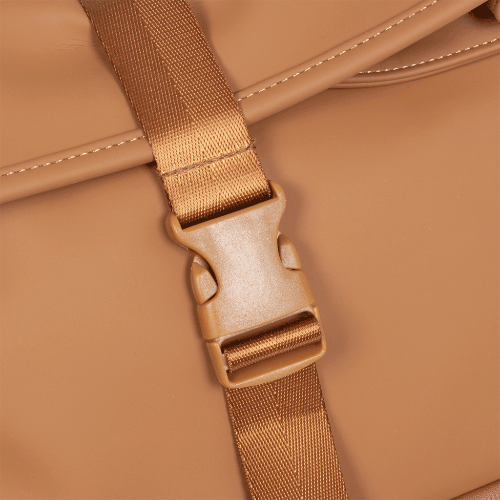 New Rebels New Rebels William Baltimore Cognac 13L Rolltop Rugzak Waterafstotend Laptop 14"