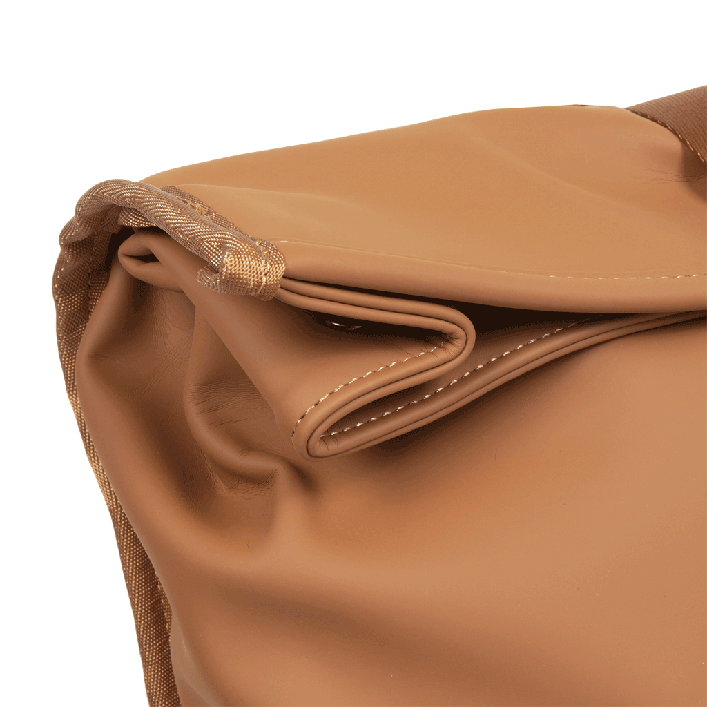 New Rebels New Rebels William Baltimore Cognac 13L Rolltop Rugzak Waterafstotend Laptop 14"