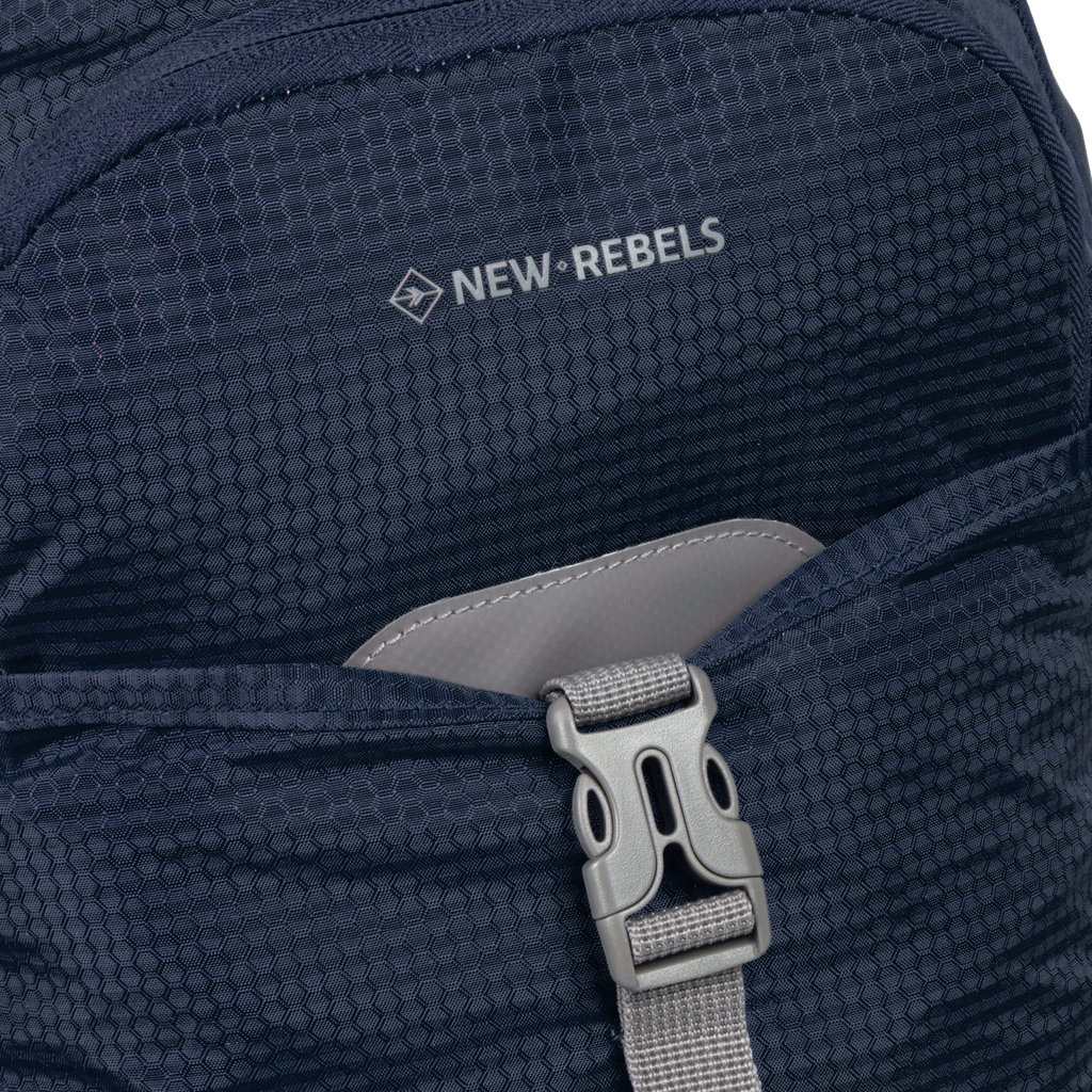 New Rebels New Rebels ® Kinley - Rugtas - Schooltas - Vrijetijdstas - 48 Liter - Nylon - Navy Blauw