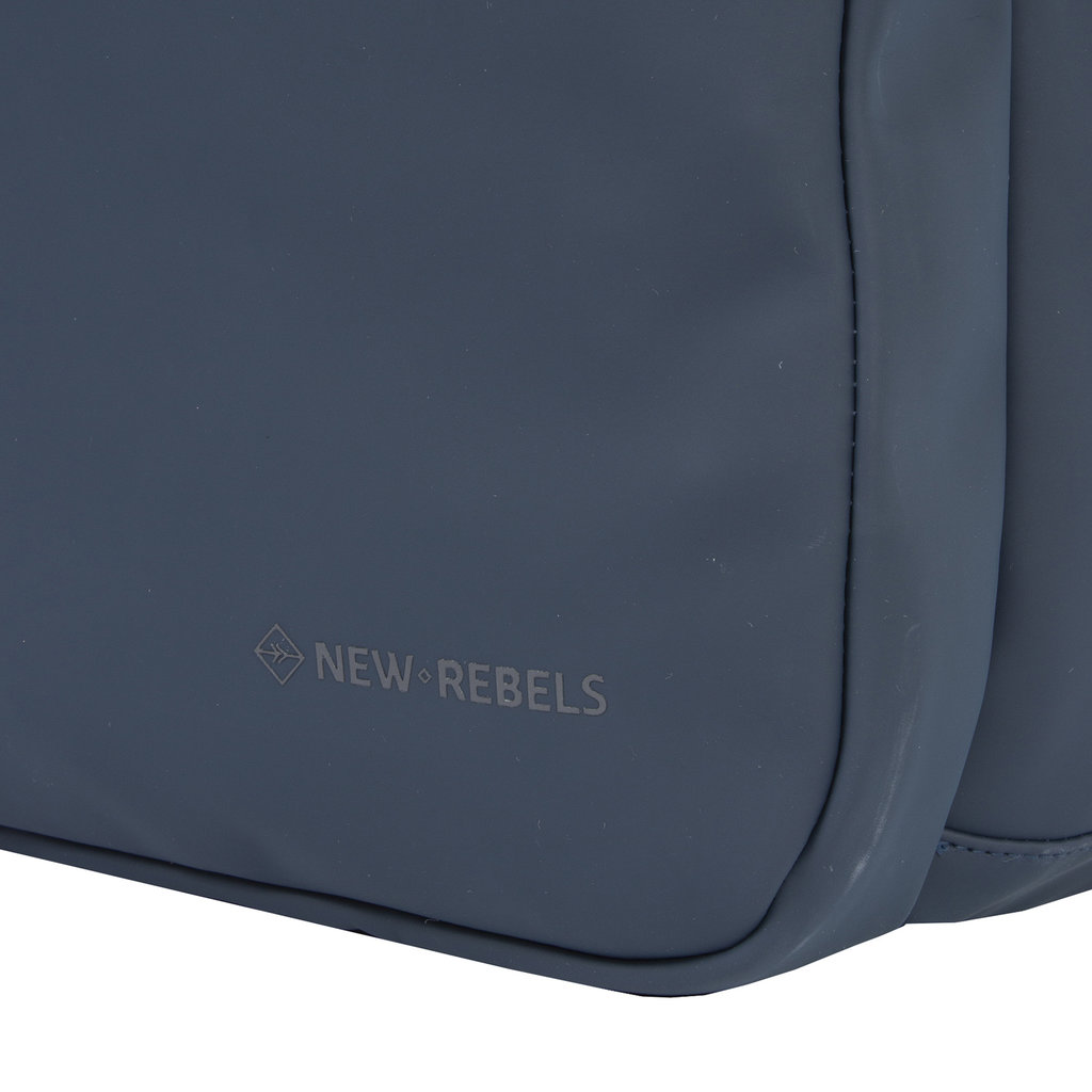 New Rebels New Rebels William Milwaukee Navy 18L Rugzak Waterafstotend Laptop 15.6"