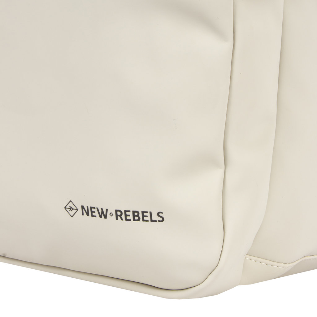 New Rebels New Rebels William Milwaukee Beige 18L Backpack Water Repellent Laptop 15.6"