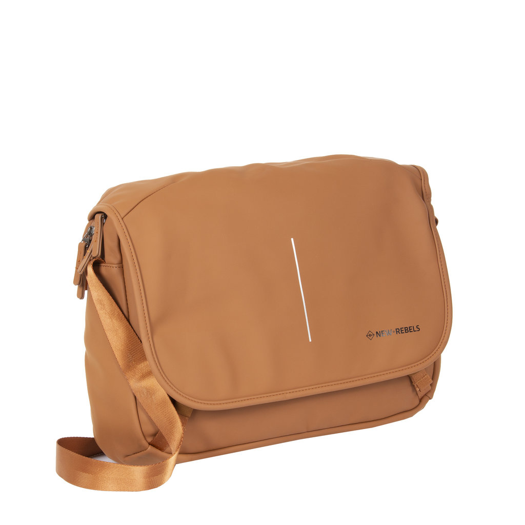 New Rebels ® William - Computer Schoudertas - Cognac 10L  - Waterafstotend