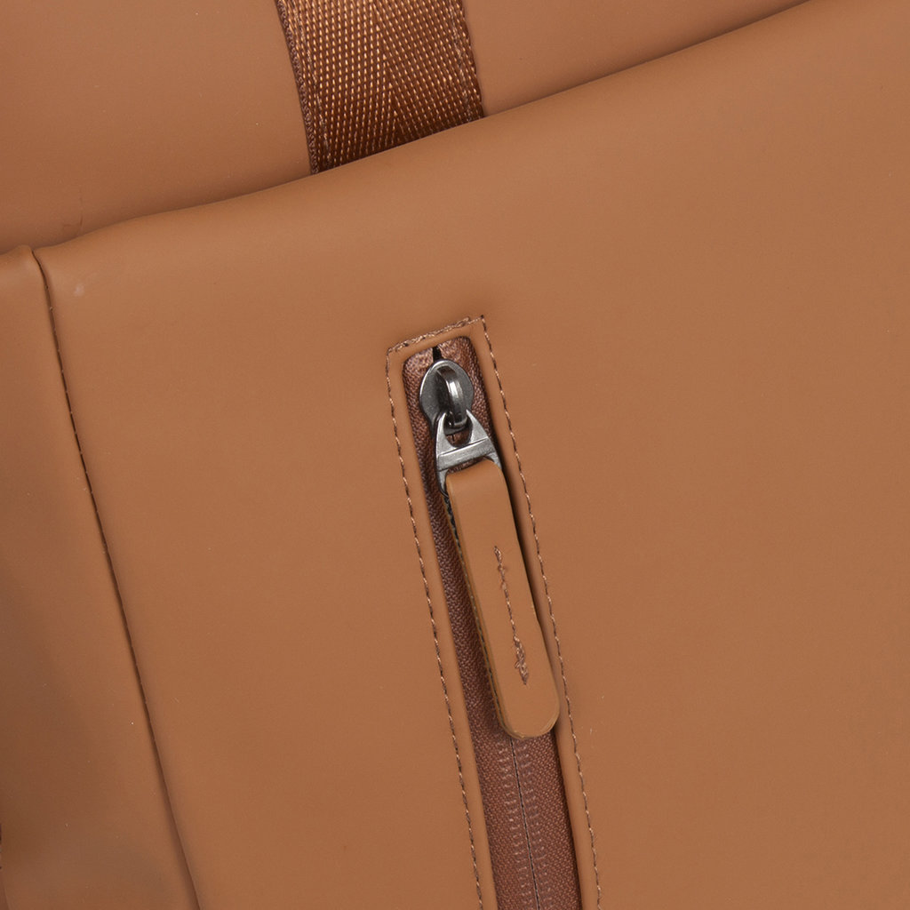 New Rebels New Rebels William Milwaukee Cognac 18L Rugzak Waterafstotend Laptop 15.6"