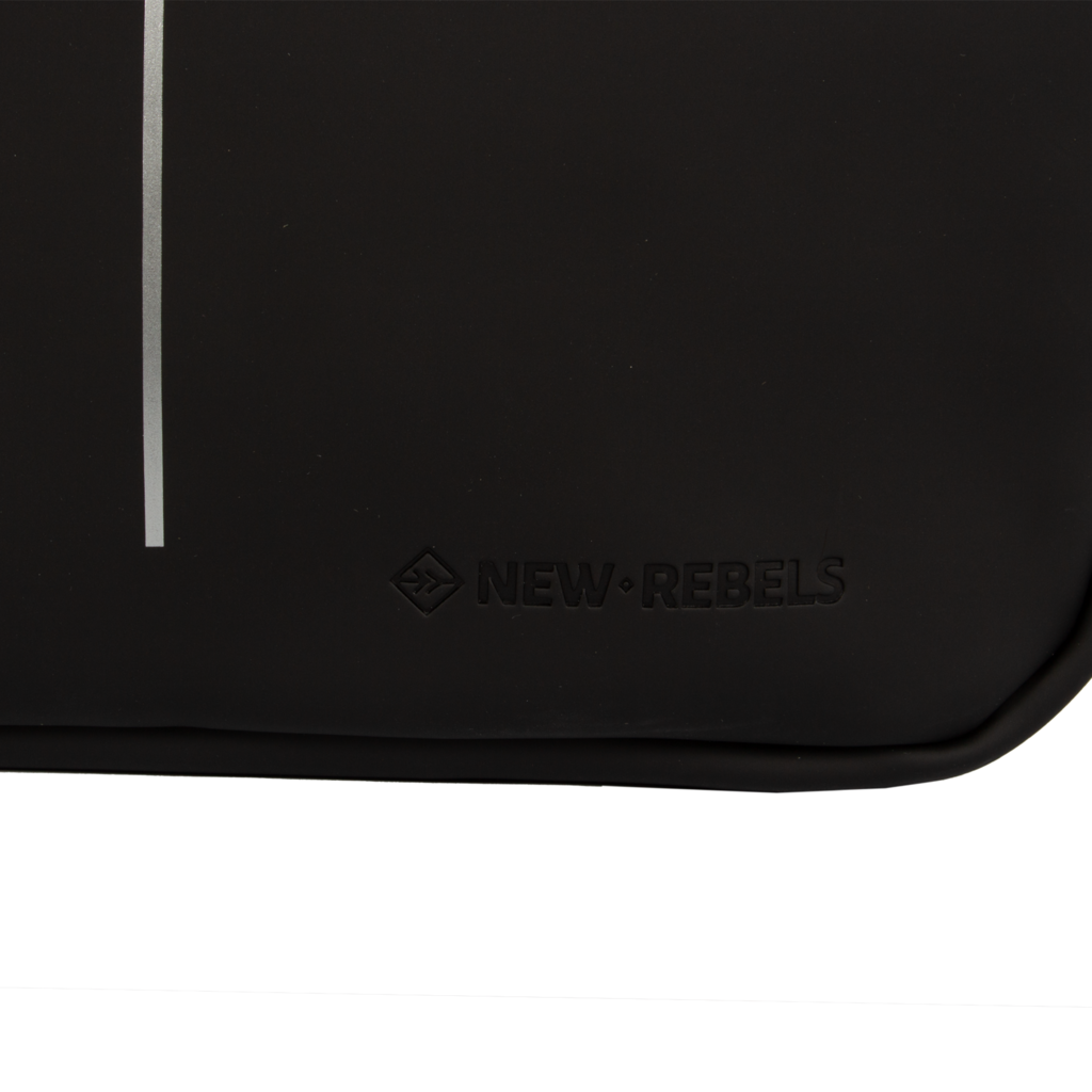 New Rebels New Rebels Linde St.Petersburg Box Shoulder bag Black