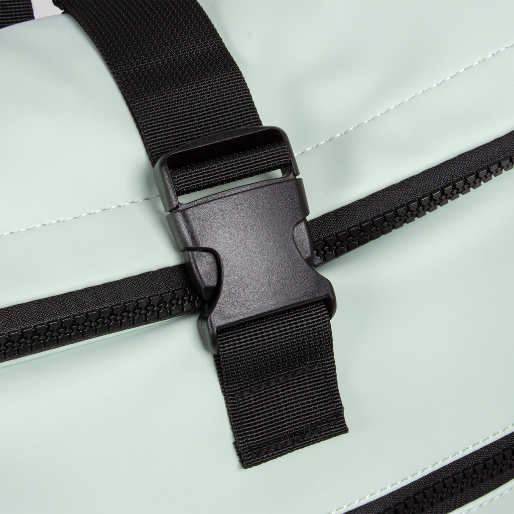New Rebels New Rebels Mart New York Mint 21L Rucksack Rolltop Wasserabweisend Laptop 15.6"