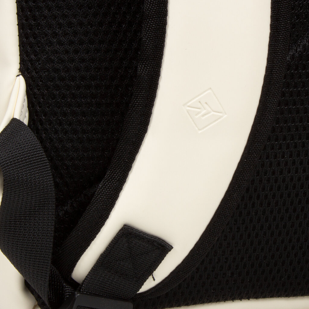 New Rebels New Rebels Mart New York Off Weiß 21L Rucksack Rolltop Wasserabweisend Laptop 15.6"